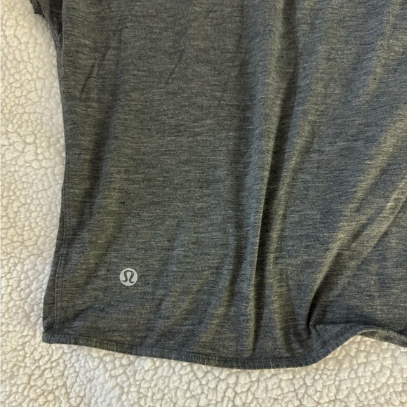 Lululemon Crusie the circuits top - Picture 7 of 7